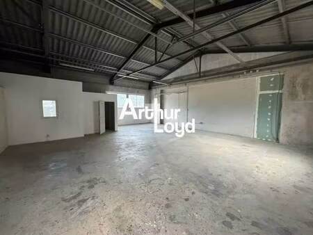 location local d'activités 180 m²