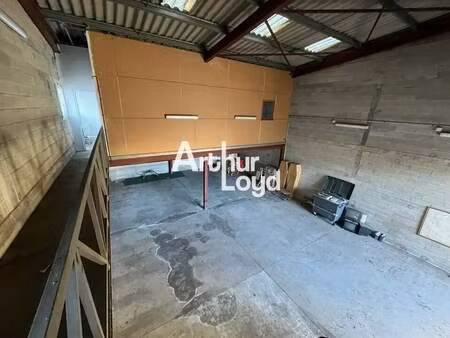 location local d'activités 248 m²