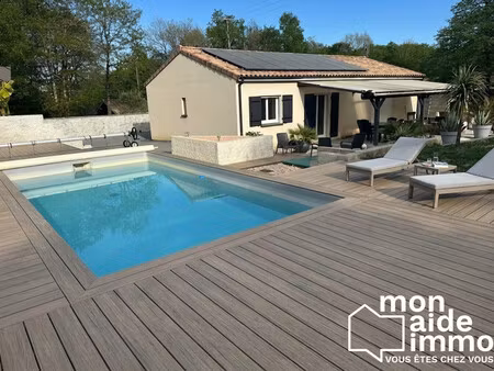 maison t5 avec piscine et dépendance sur 1000m²