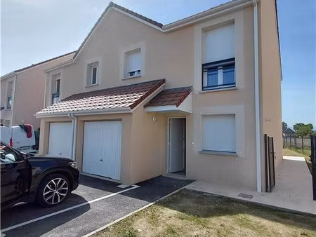 à louer – maison neuve à lescar avec vue sur les pyrénées