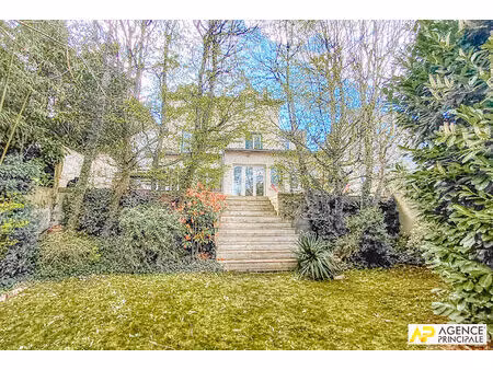 versailles montreuil maison 7 pièces 165 m² habitables sur parcelle de 449 m²