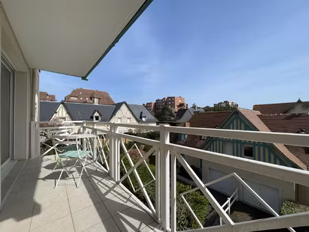 cabourg à 2mn à pieds de la mer et 10mn du centre  bel appar