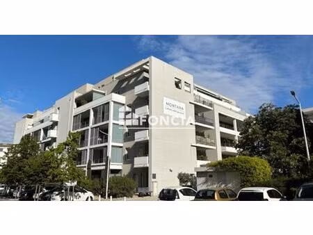 exclusivité foncia  joli t1 de 27.54 m2 avec place de parking privative loué en lmnp avec 