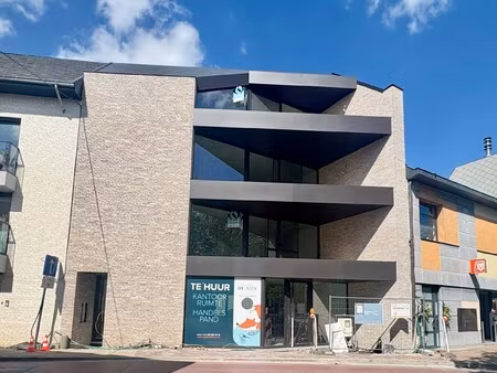 nieuwbouwappartement met 3 slaapkamers en twee terrassen