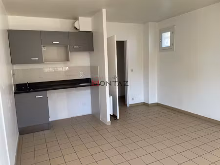 la ferte gaucher centre