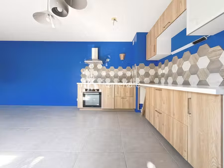 rare t2 en rez-de-jardin