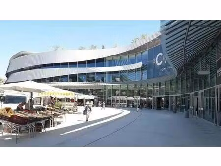 vente fonds de commerce saint laurent du var 06700 203m²