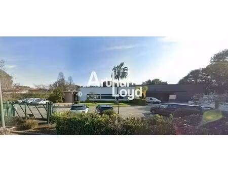 vente local d'activités 1 024 m²