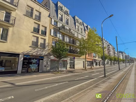 murs de local commmercial - centre de châtillon