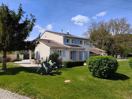 maison à vendre la couronne 5 pièce(s) 171m2 349 650€