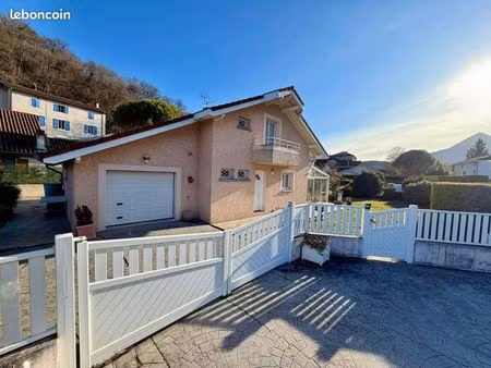 jolie maison de particuliers à particuliers