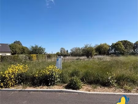 terrain 691 m² goulet