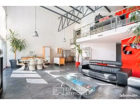 maison 6 pièces 223 m²