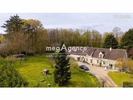 propriété 5 pièces 154 m²