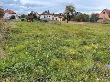 terrain 556 m² issenheim