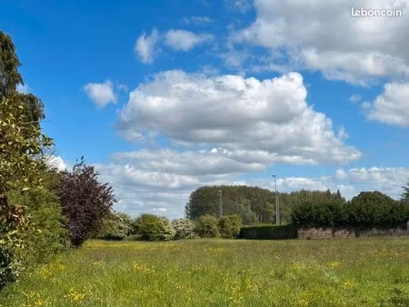 terrain 600 m² richebourg