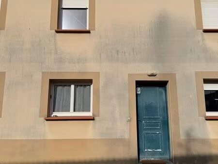 location villa t3 avec jardin dans résidence calme