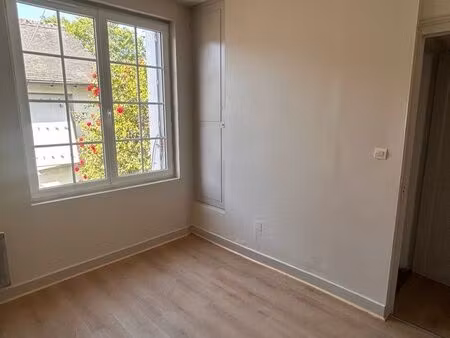 appartement t2 montbazon