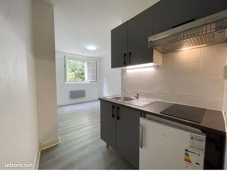 studio 1 pièce 17 m²