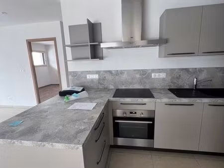 maison individuelle recente 4 chambres dispo au 1er mai