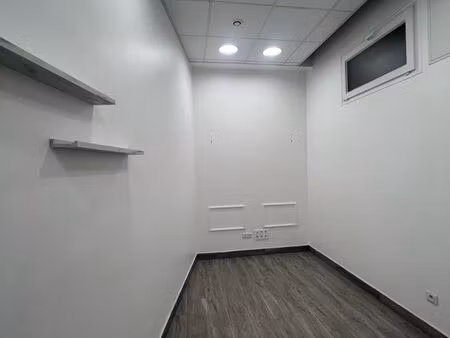 local/ bail commercial