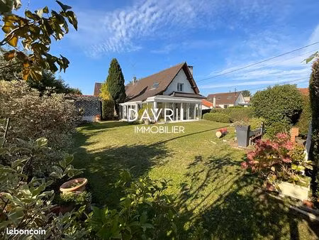 maison 8 pièces 186 m²