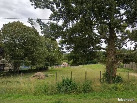terrain 1 500 m² saint genes de lombaud