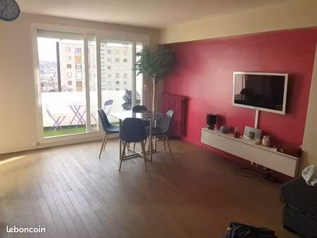 vente studio meublé avec locataire