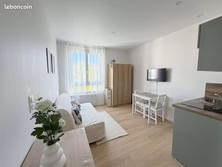 studio 1 pièce 20 m²