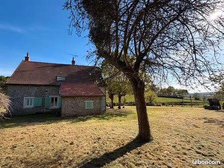 location maison atypique auberge morvandelle entièrement rénovée 3/4 pièces 75m2 moulins-e