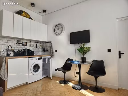 t2 rénové et meublé de 25m² à 20 minutes du centre de paris (pour vivre  investissement lo