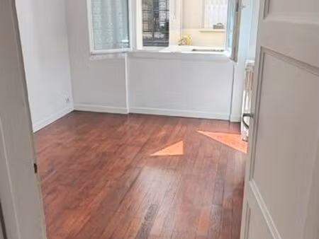 saint mandé:a vendre t2