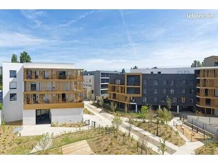 appartement 3 pièces 64 m²