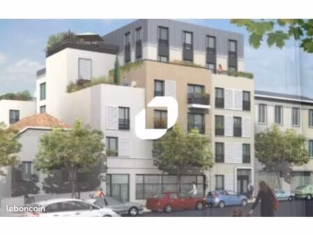 local commercial 93 m²