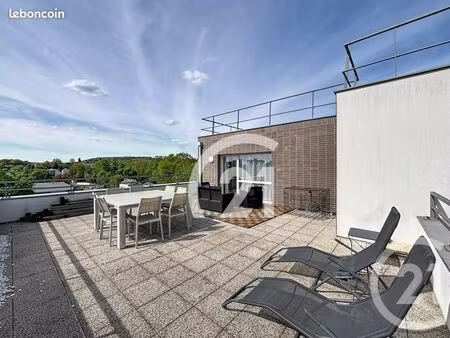 appartement 3 pièces 84 m²