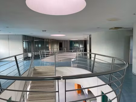 location locaux professionnels 0 pièces 200 m² à chalon-sur-saone (71100)  1 833 €