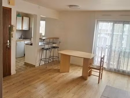 appartement t2 centre-ville de lamballe