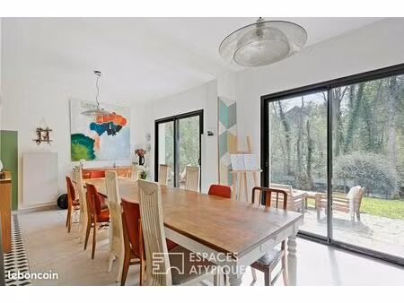 maison 8 pièces 198 m²