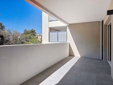 appartement marseille 2 pièces 38.8 m2 plus terrasse et garage