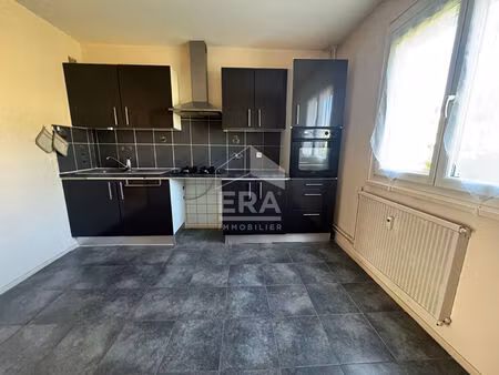 appartement 3 pieces rdc 60 m² cave parking privatif lure