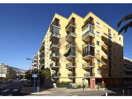 menton centre 4/5p 80.08m² balcon loggia cave.