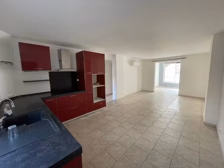 3 pièces bas saint roch / vauban