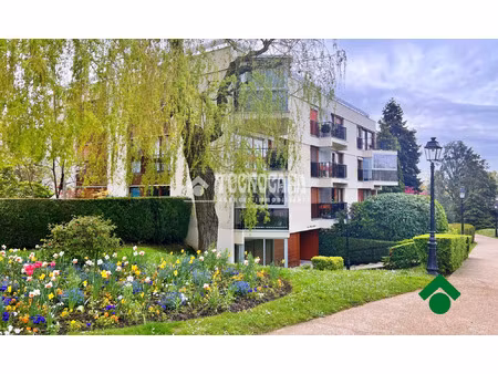 parly 2 - longchamp- 5 pièces - dernier étage