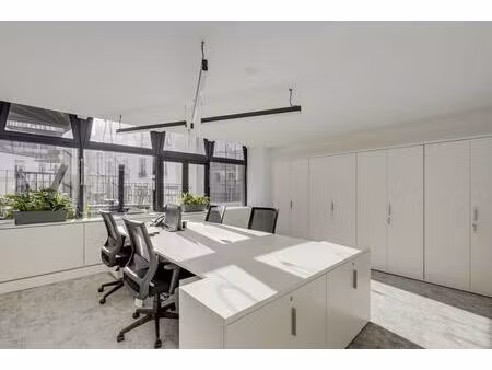 location bureaux 950 m²