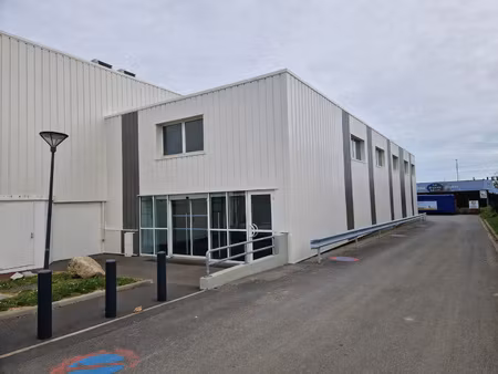 local commercial (250 m2) jaux-venette