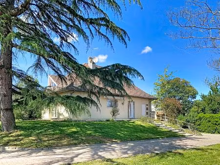 carbon blanc : belle propriété familiale - 5 chambres - avec sous-sol