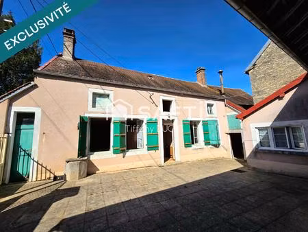 maison avec dépendances et verger à rénover