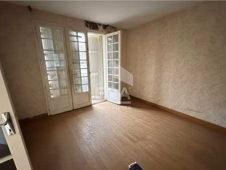 maison à rénover à chauray !