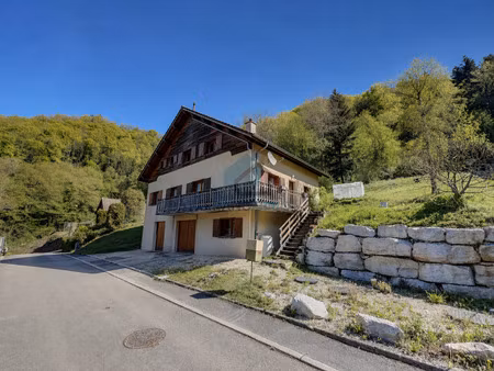 glere - grande maison avec vue