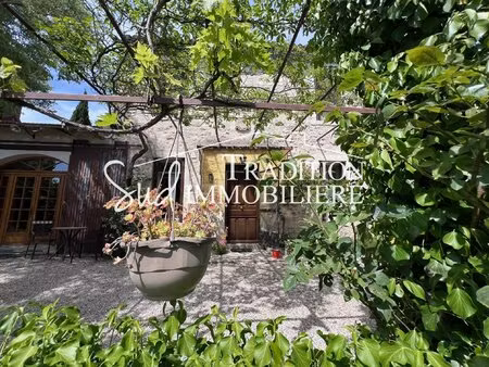 mas de village - proche centre et collines